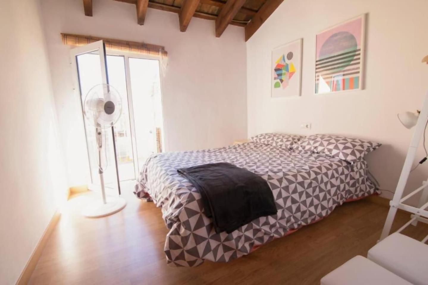 Precioso Atico En Pleno Centro De Valencia Apartment Exterior photo